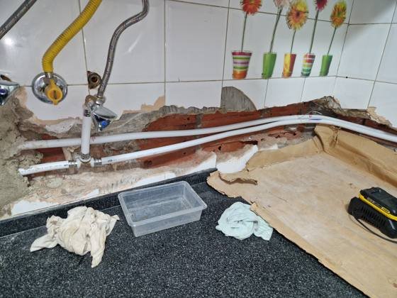 Trabalho de canalização e desentupimento realizado pela Só Esgotos, foto 1