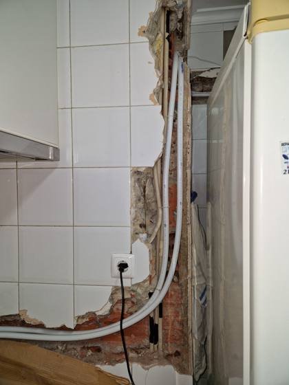 Trabalho de canalização e desentupimento realizado pela Só Esgotos, foto 2