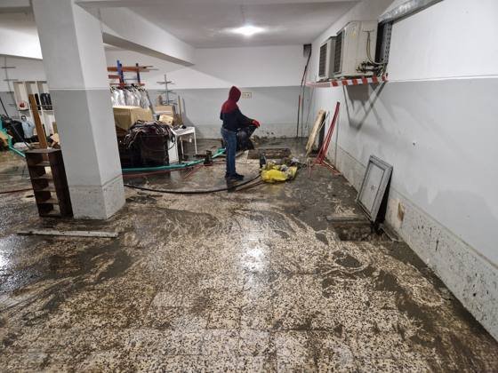 Trabalho de canalização e desentupimento realizado pela Só Esgotos, foto 16