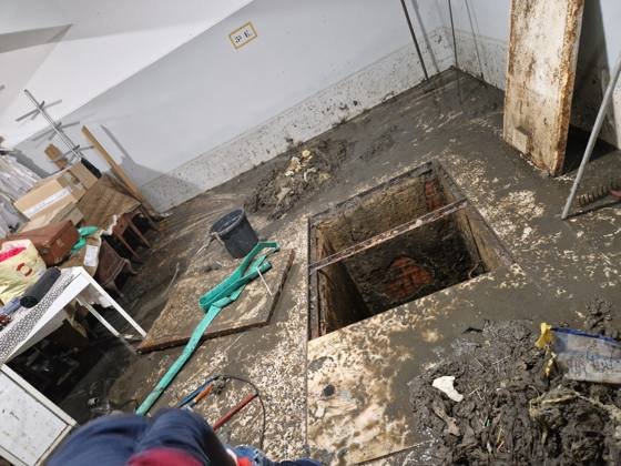 Trabalho de canalização e desentupimento realizado pela Só Esgotos, foto 19