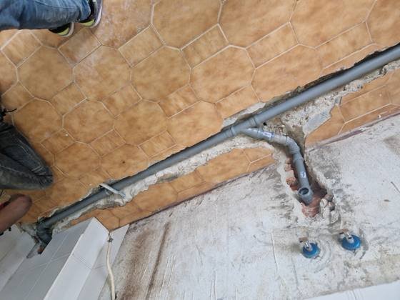 Trabalho de canalização e desentupimento realizado pela Só Esgotos, foto 27