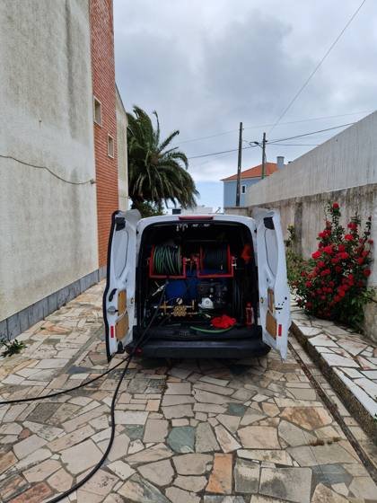 Trabalho de canalização e desentupimento realizado pela Só Esgotos, foto 33