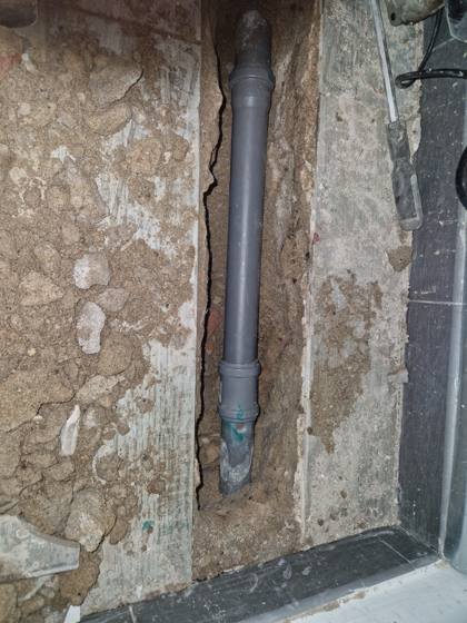 Trabalho de canalização e desentupimento realizado pela Só Esgotos, foto 41