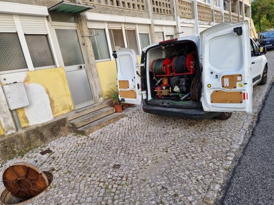 Trabalho de canalização e desentupimento realizado pela Só Esgotos, foto 47