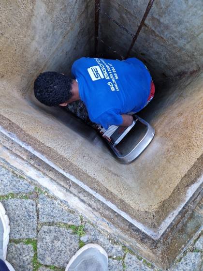 Trabalho de canalização e desentupimento realizado pela Só Esgotos, foto 59