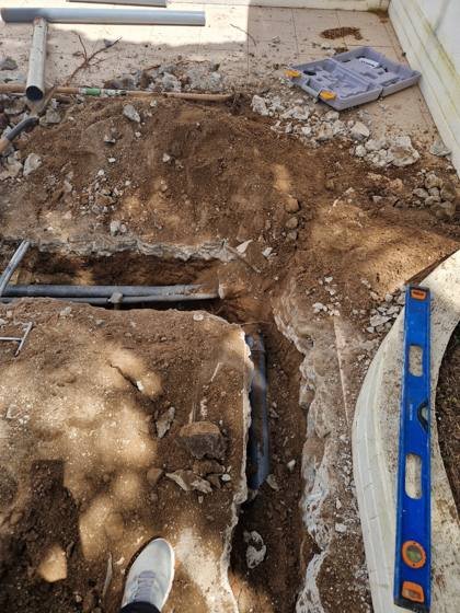 Trabalho de canalização e desentupimento realizado pela Só Esgotos, foto 72