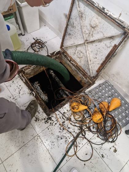 Trabalho de canalização e desentupimento realizado pela Só Esgotos, foto 83