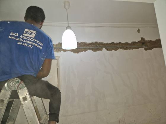 Trabalho de canalização e desentupimento realizado pela Só Esgotos, foto 88