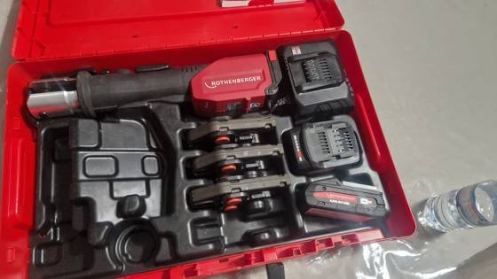 Trabalho de canalização e desentupimento realizado pela Só Esgotos, foto 105