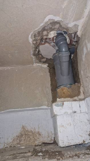 Trabalho de canalização e desentupimento realizado pela Só Esgotos, foto 110