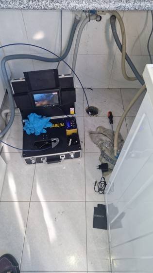 Trabalho de canalização e desentupimento realizado pela Só Esgotos, foto 143