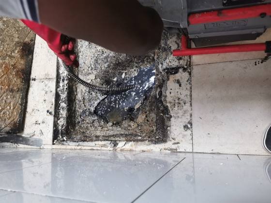 Trabalho de canalização e desentupimento realizado pela Só Esgotos, foto 151