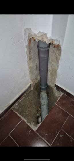 Trabalho de canalização e desentupimento realizado pela Só Esgotos, foto 186